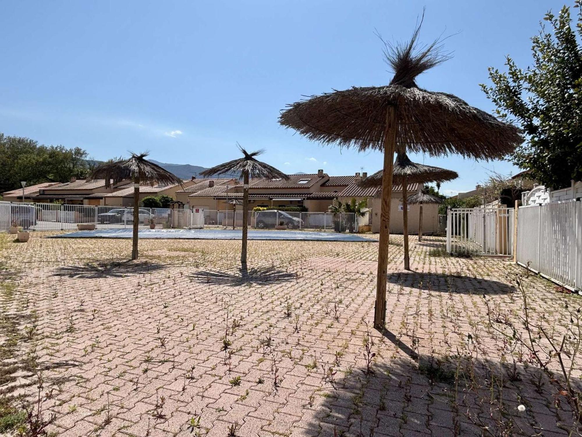Maison De Vacances 5 Couchages, 900M De La Plage, Piscine Et Parking Prive - Argeles-Sur-Mer - Fr-1-225-541 Dış mekan fotoğraf